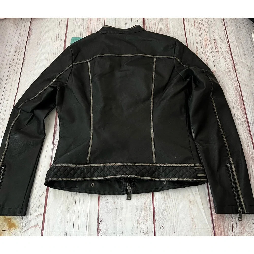LA Coalition Womens Black Faux Leather Moto Jacket Metallic Trim Size M NEW